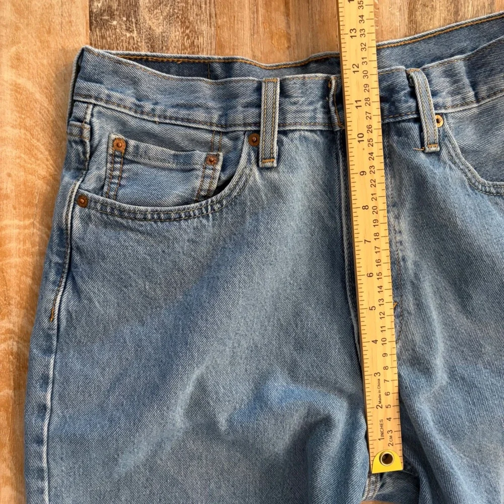 Levis 469 Loose Fit Denim Shorts Mens 32 Light Wash Blue Jean Jorts Skater Y2K